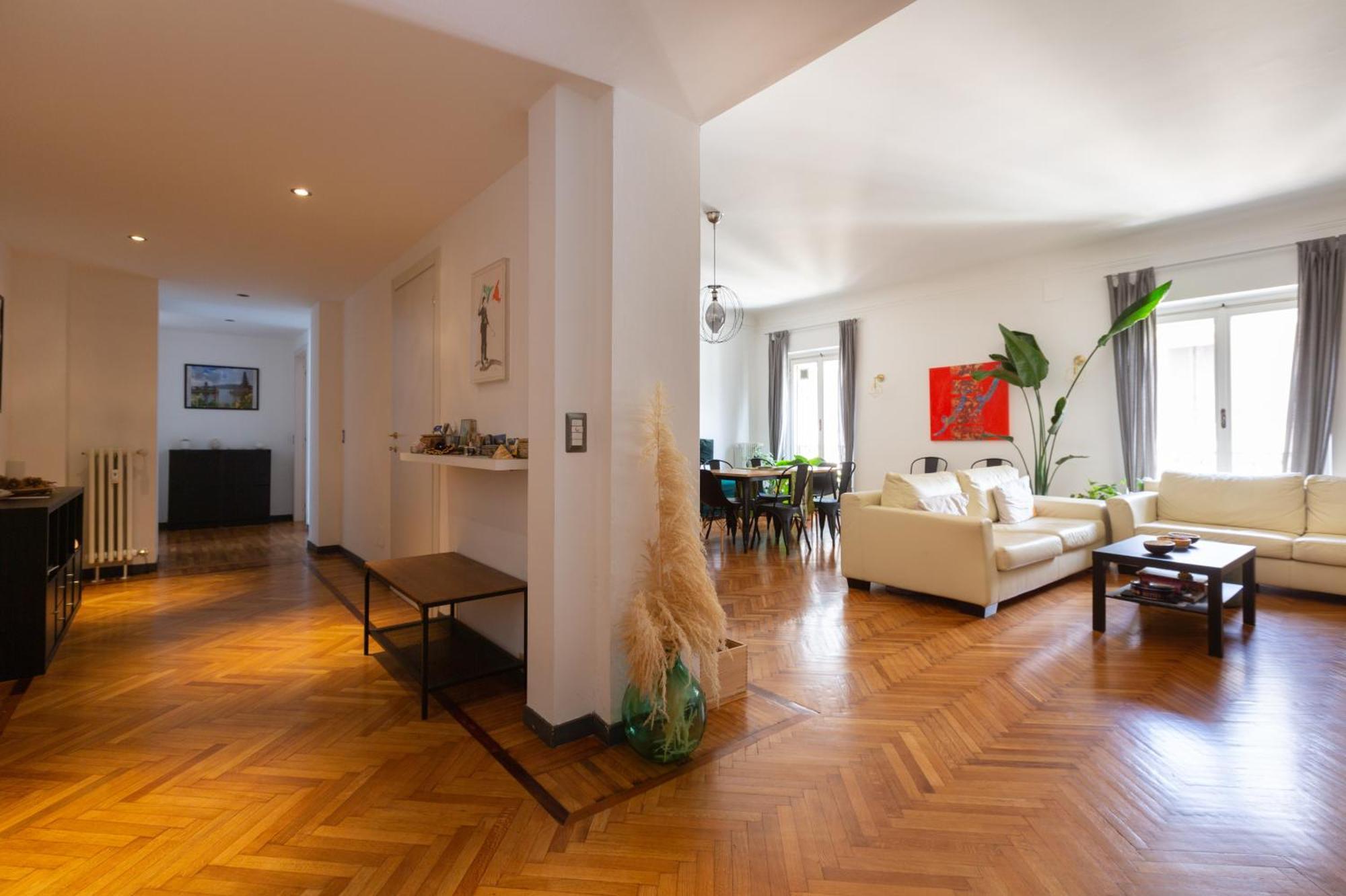 Moscova Cosy Apartment Milaan Buitenkant foto
